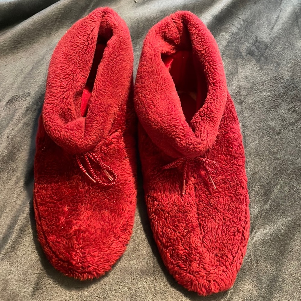 Women’s Slippers